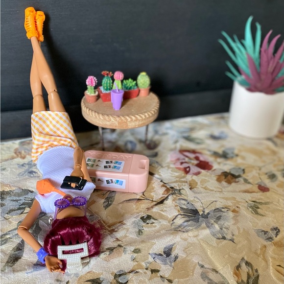 When A Woman Smokes Festival Clip - Picture 1 of 10